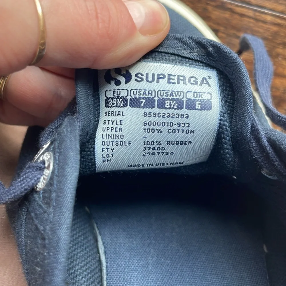 Superga 2750 COTU Classic Sneaker - women’s 8.5